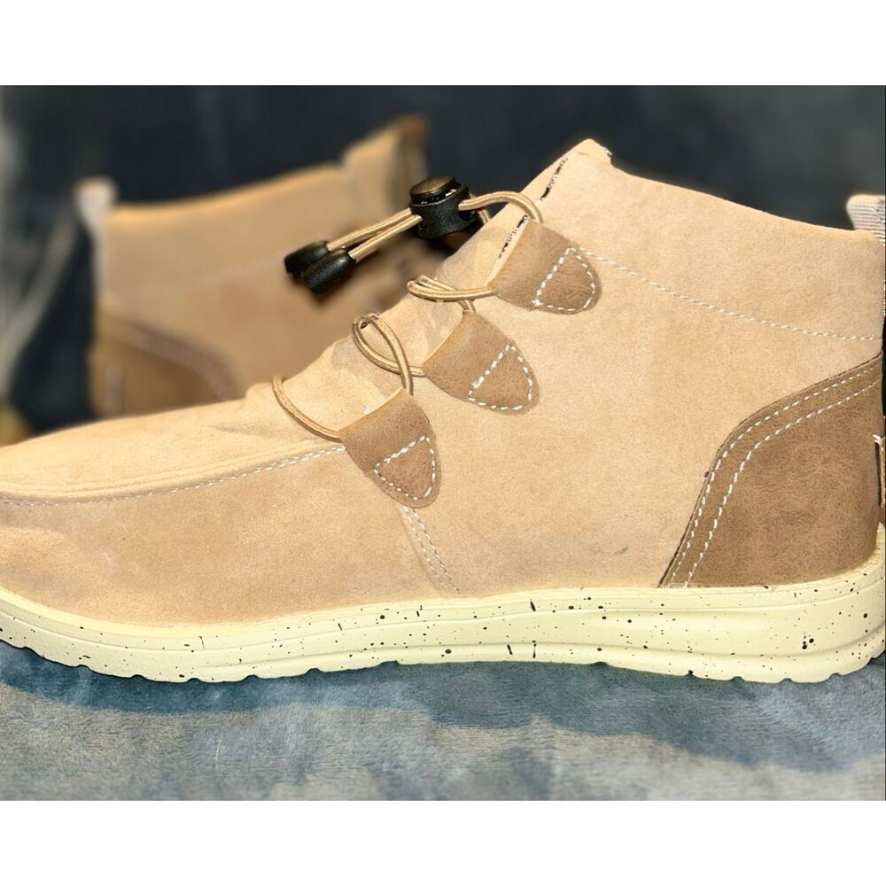 High top / boot suede slip on shoe size 40